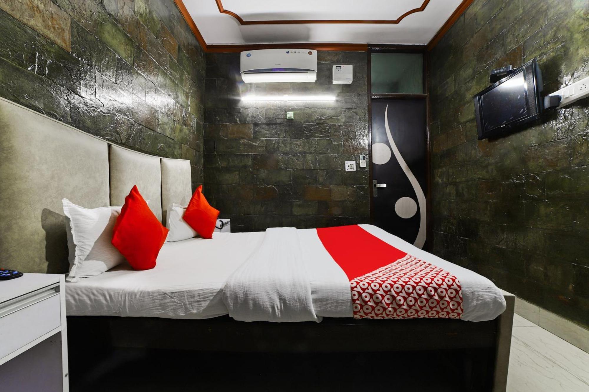 Hotel O Garg Inn Neu-Delhi Exterior foto